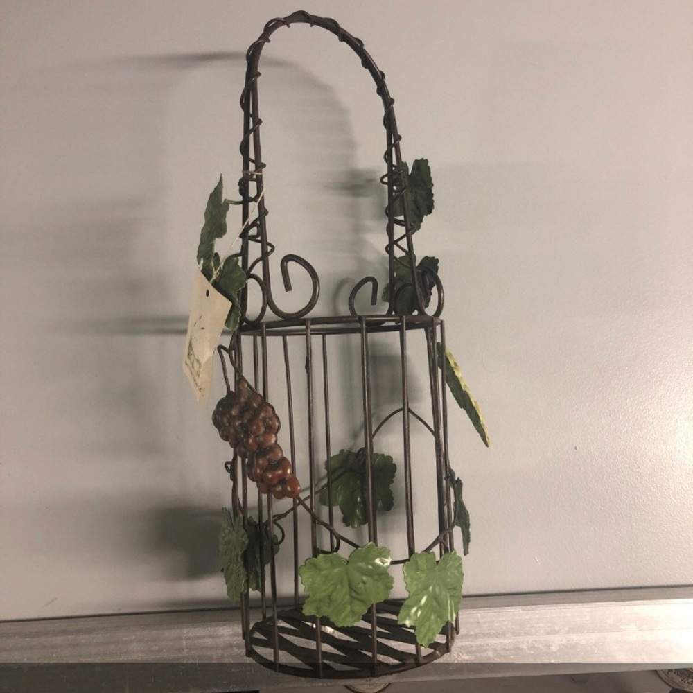 Wine Bottle Holder (Island Creek Trading Co.)